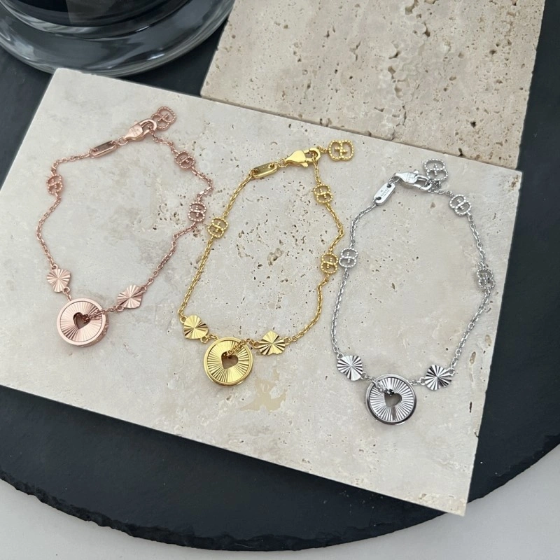 RelaxedFit Gucci Bracelets 243318