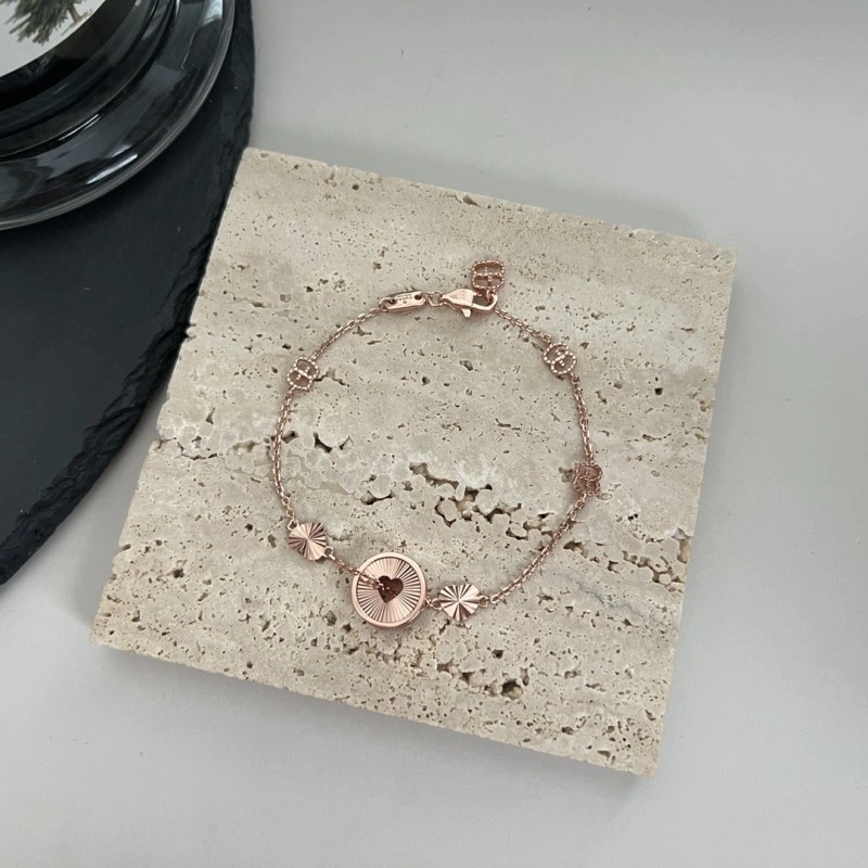 RelaxedFit Gucci Bracelets 243318