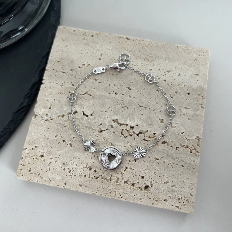 RelaxedFit Gucci Bracelets 243318