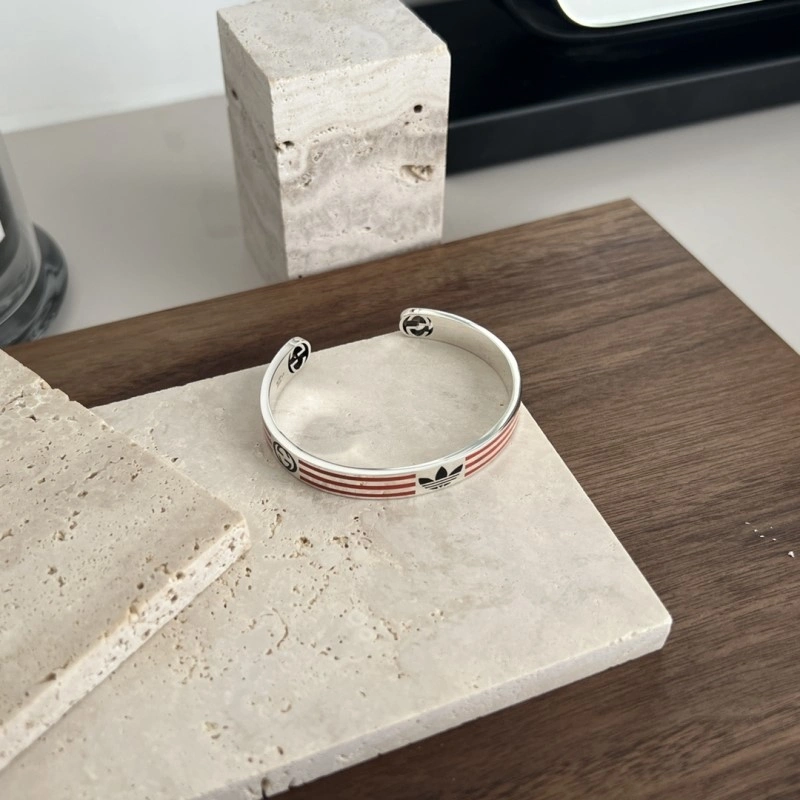 Breathable Gucci Bracelets 243308