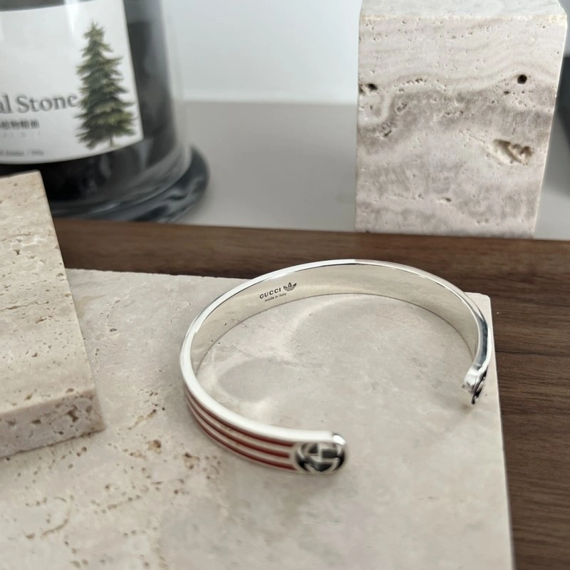 Breathable Gucci Bracelets 243308