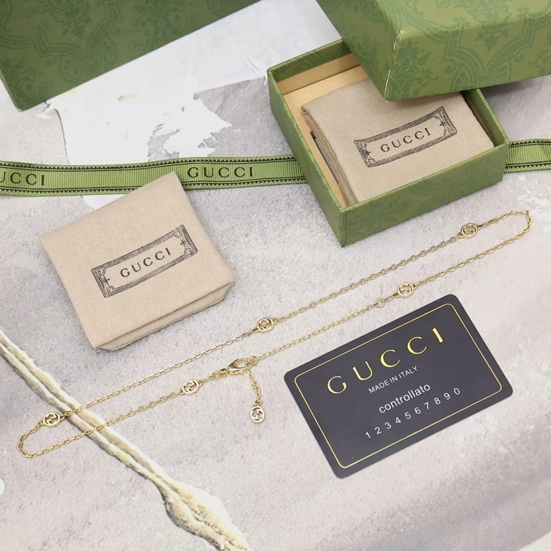 Fashionable Gucci Bracelets 243305