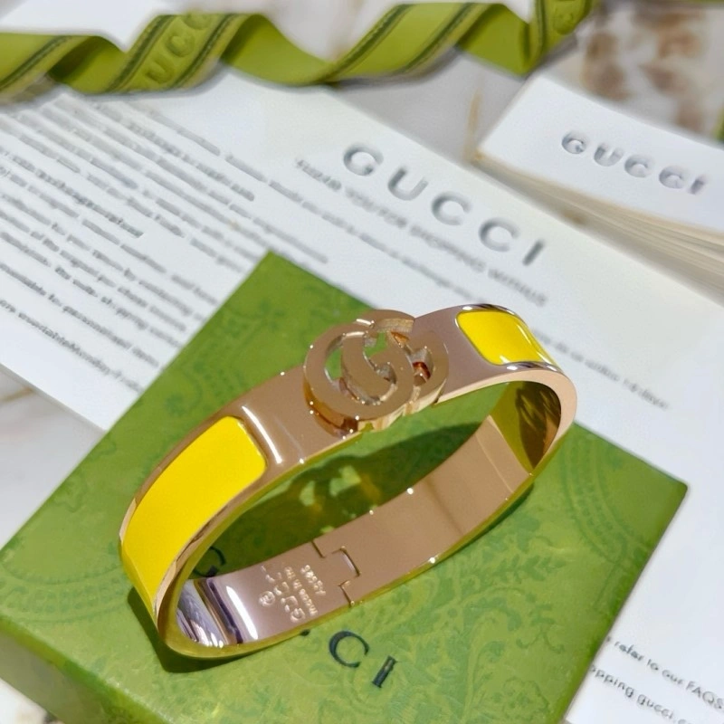 Cozy Gucci Bracelets 243294