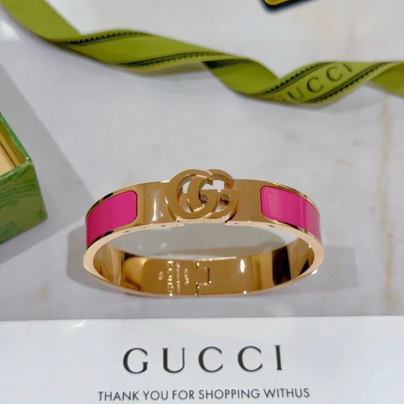 ComfortFit Gucci Bracelets 243293