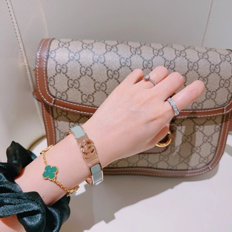 Gucci Bracelets Practical 243298
