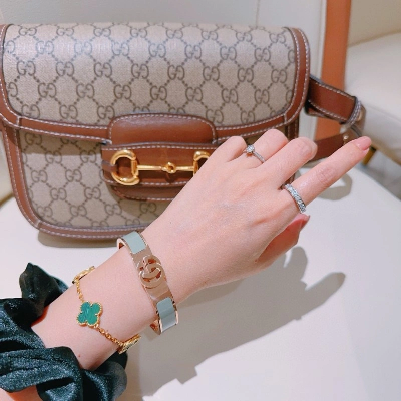 Gucci Bracelets Practical 243298