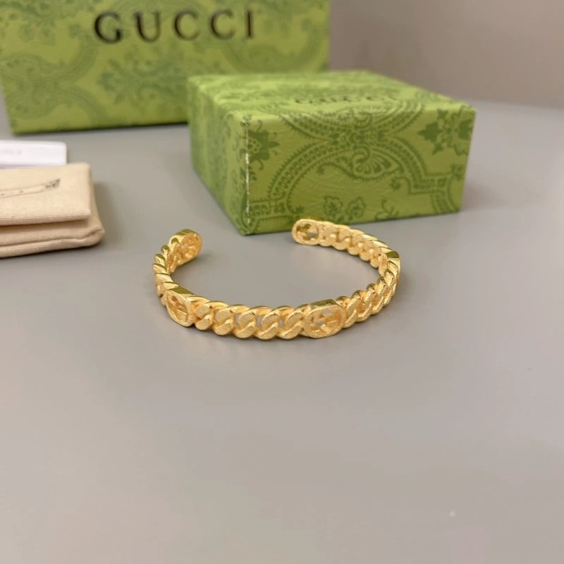 Trendsetting Gucci Bracelets 243276