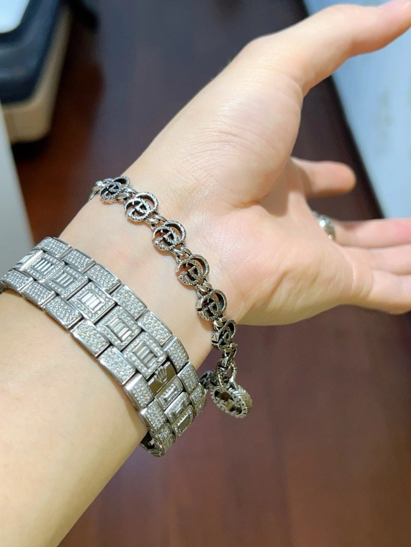 Unisex Gucci Bracelets 243280