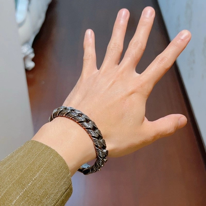 Comfortable Gucci Bracelets 243262