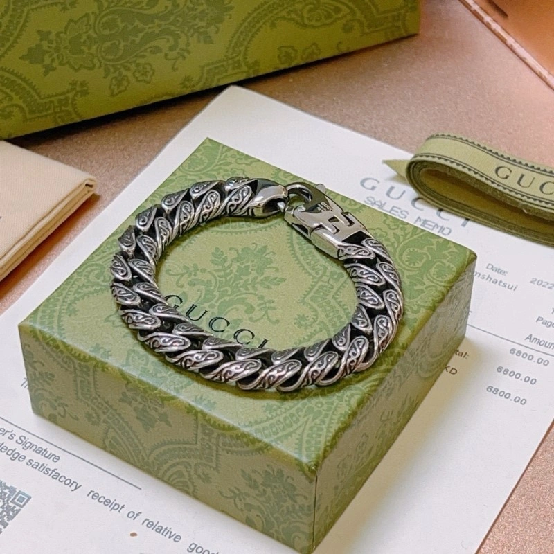 Comfortable Gucci Bracelets 243262