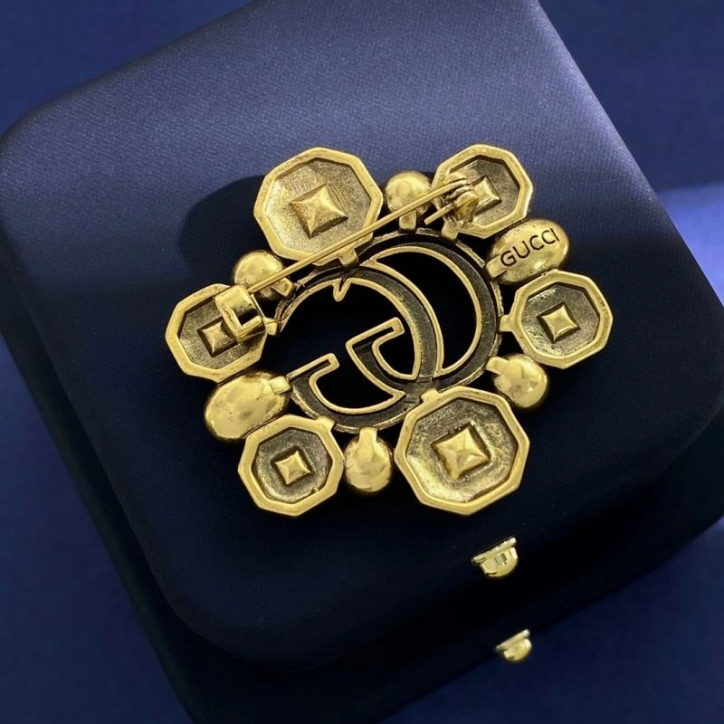Thermal Gucci Brooches 246616