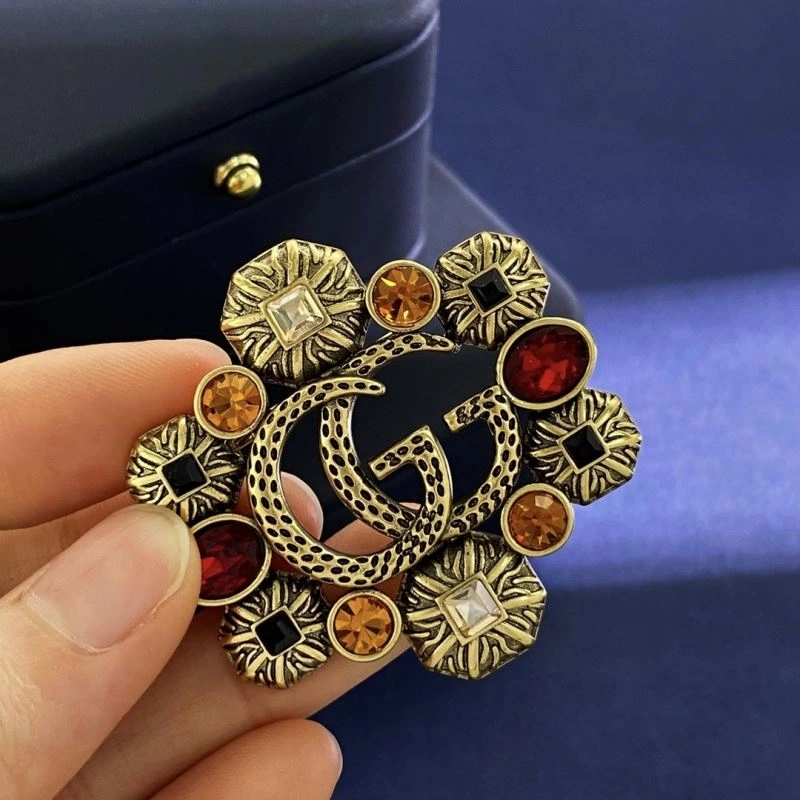 Thermal Gucci Brooches 246616