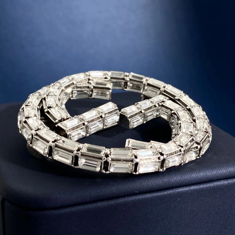 Efficient Gucci Brooches 246248