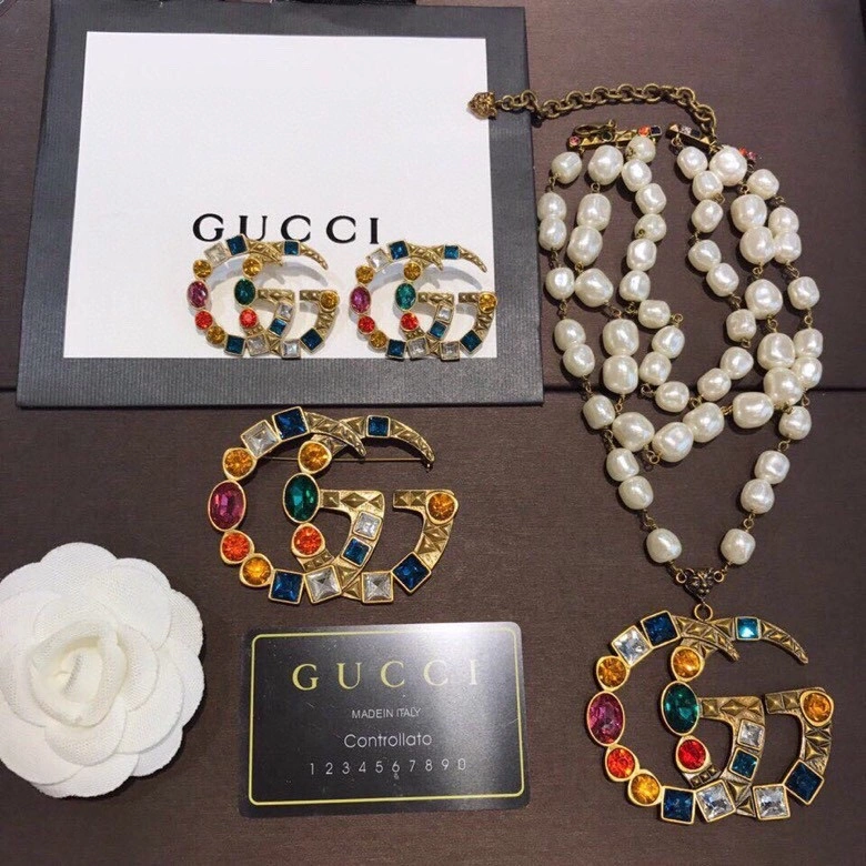 ZipUp Gucci Brooches 245487