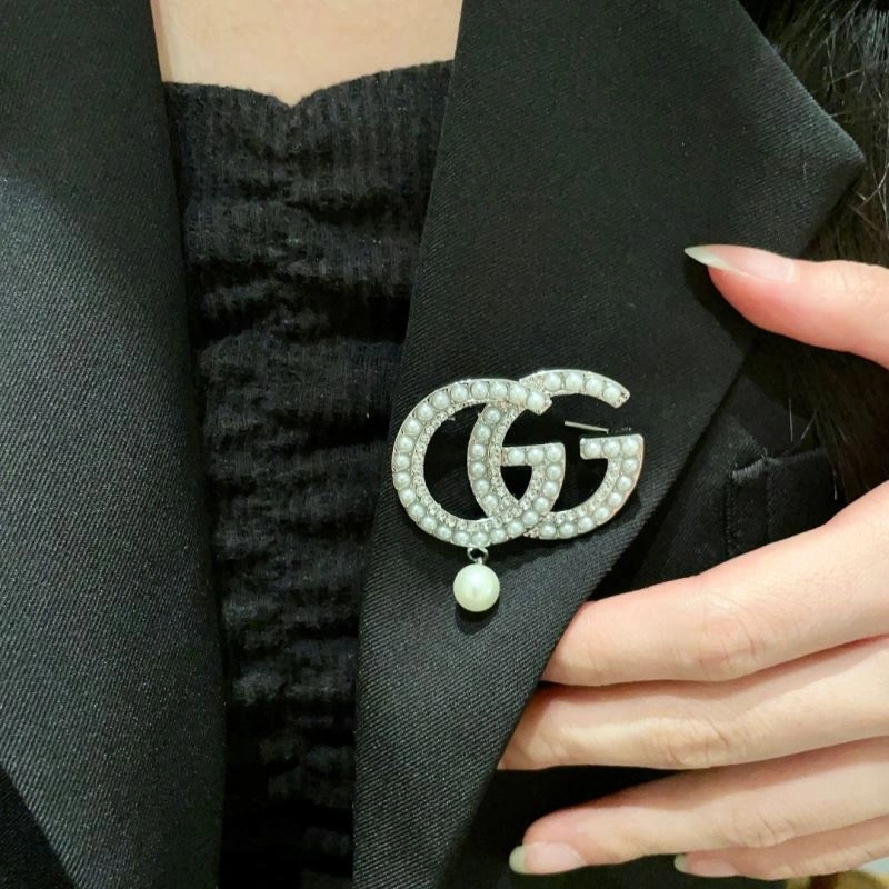 Gucci Brooches AllSeason 245173