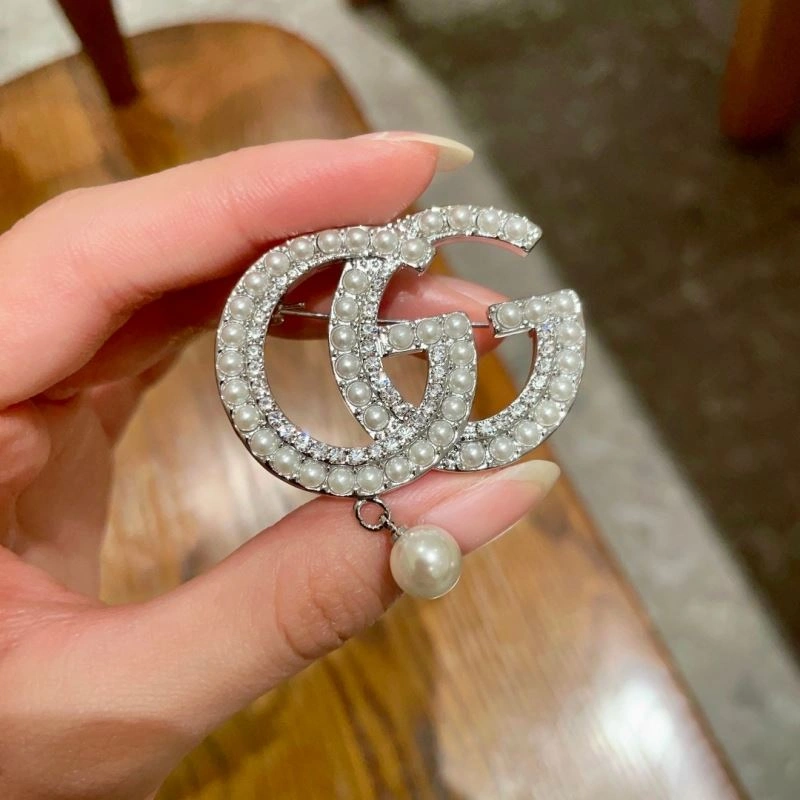 Gucci Brooches AllSeason 245173
