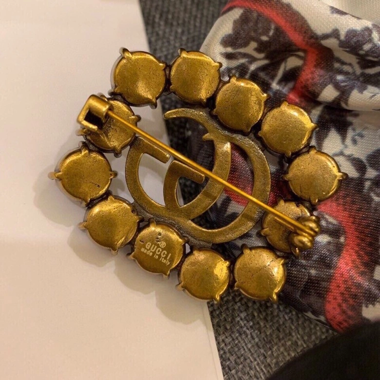 Gucci Brooches WaterResistant 245147
