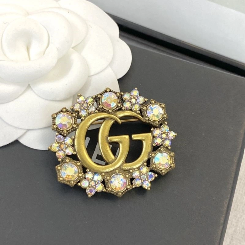 Comfortable Gucci Brooches 244571