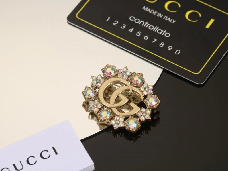 Stretchable Gucci Brooches 244088
