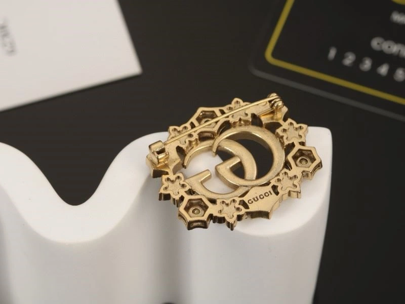 Stretchable Gucci Brooches 244088