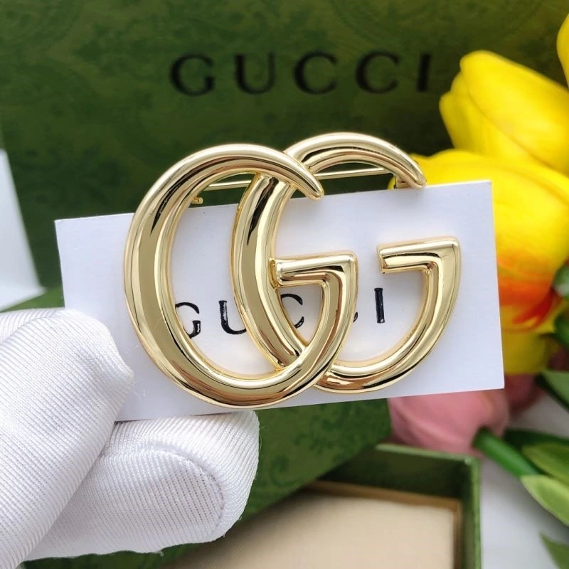 ZipUp Gucci Brooches 243720