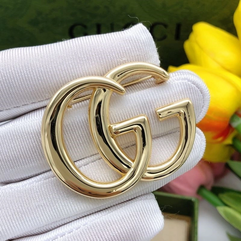 ZipUp Gucci Brooches 243720