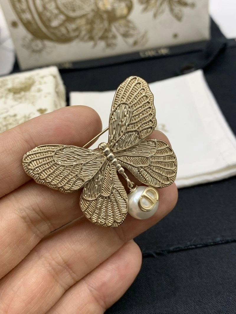 Gucci Brooches Resilient 243731