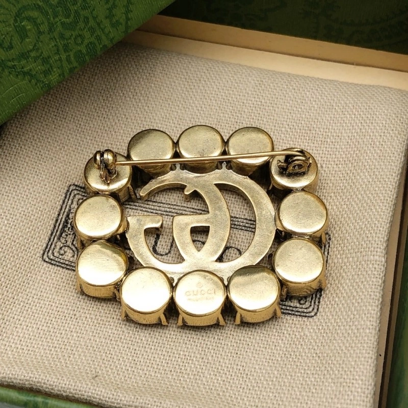 StreetReady Gucci Brooches 243257