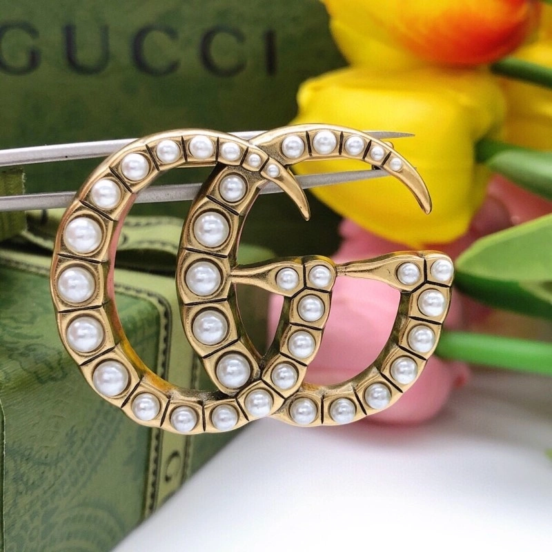 HighPerformance Gucci Brooches 243253
