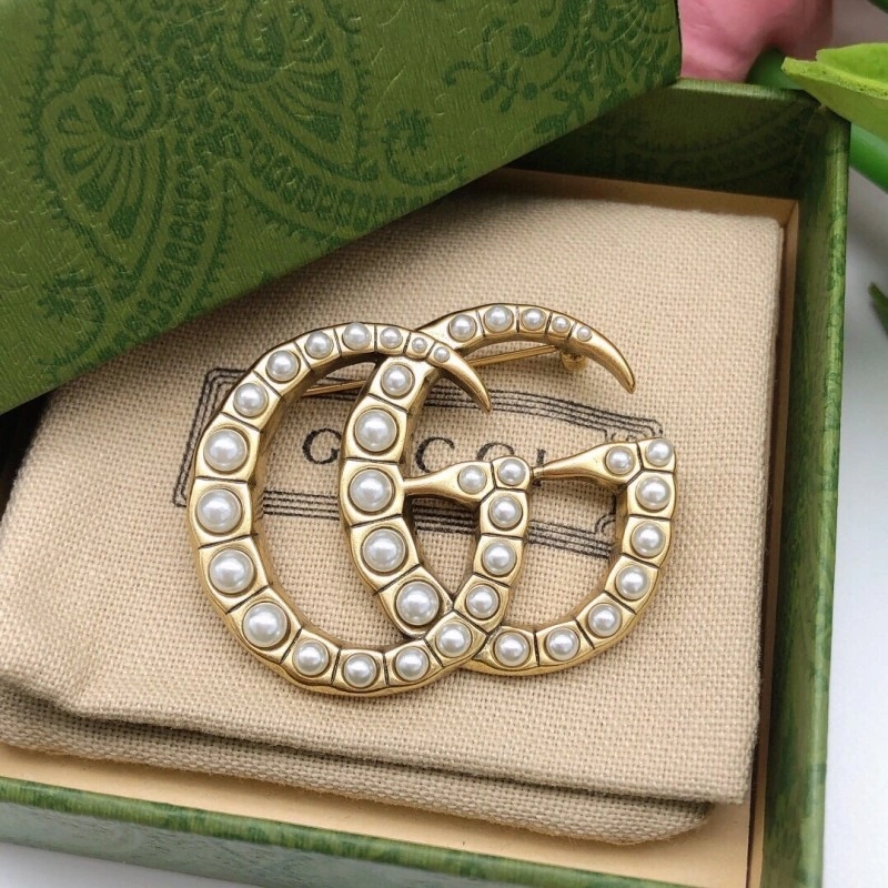 HighPerformance Gucci Brooches 243253