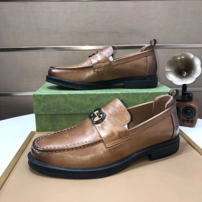 Gucci Business Shoes Bright 24254