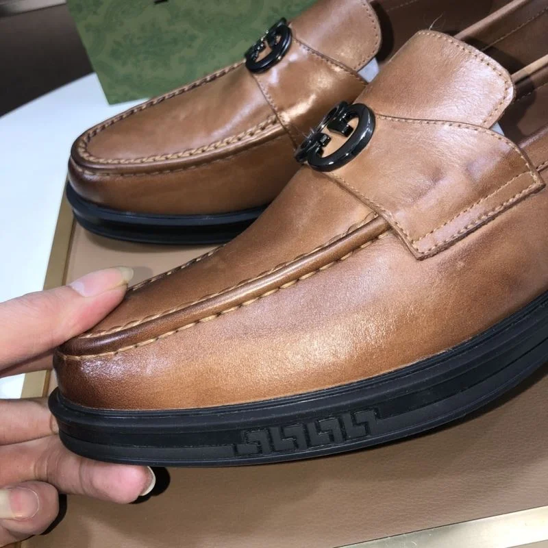 Gucci Business Shoes Bright 24254