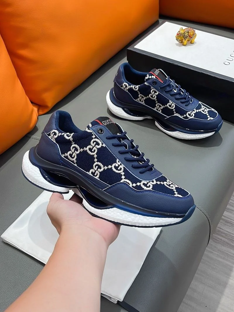 Versatile Gucci Business Shoes 24241