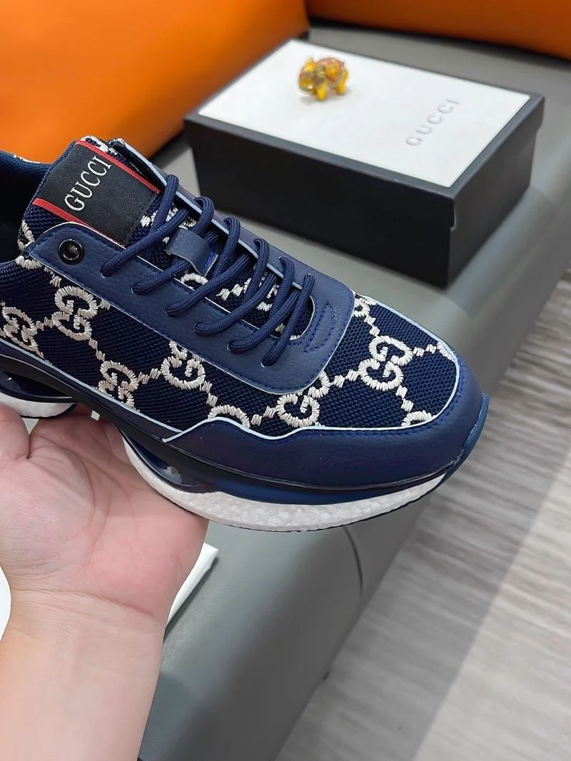 Versatile Gucci Business Shoes 24241