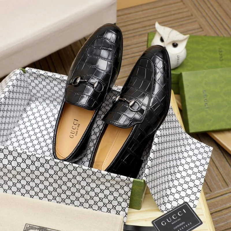 Gucci Business Shoes Practical 24208