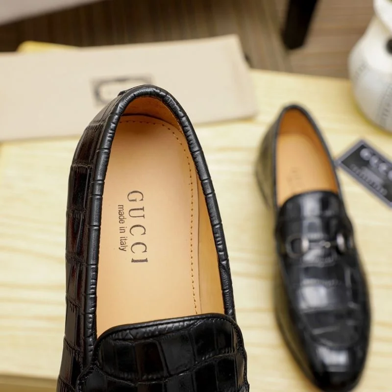 Gucci Business Shoes Practical 24208