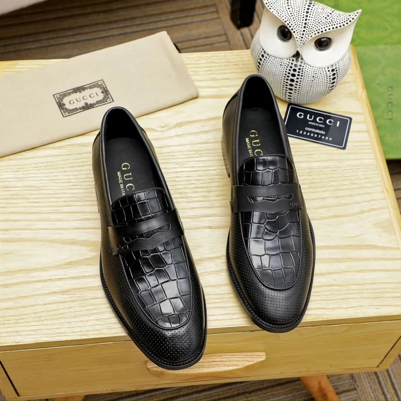 Colorful Gucci Business Shoes 24201