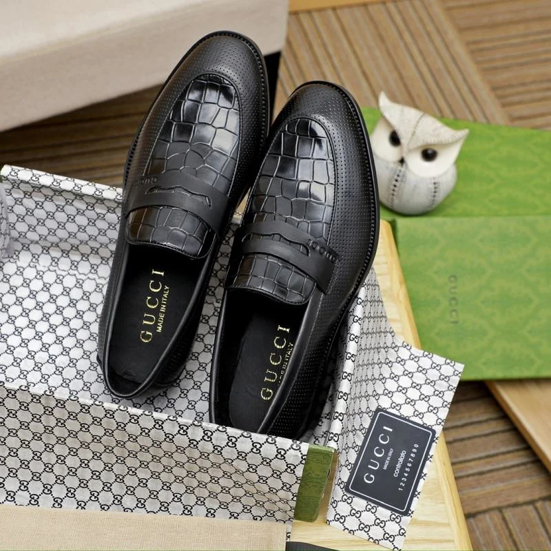 Colorful Gucci Business Shoes 24201