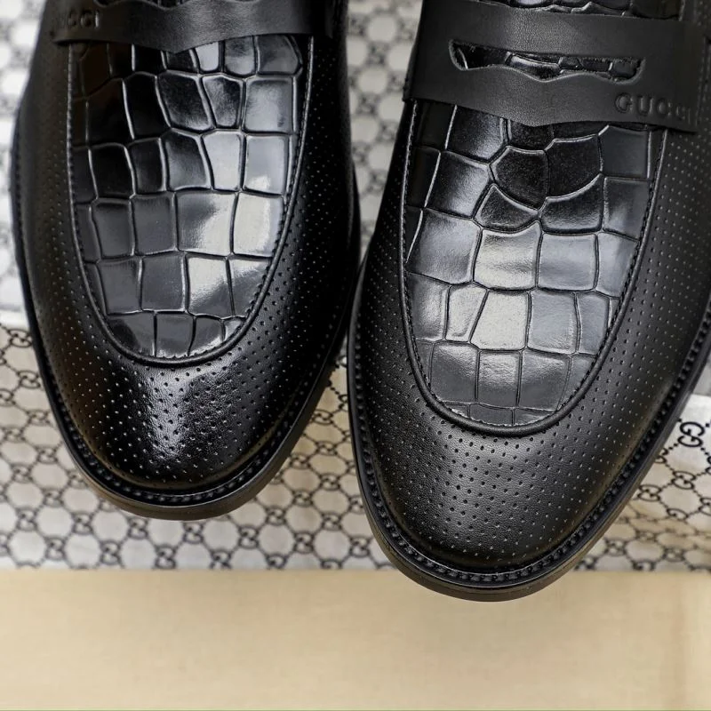 Colorful Gucci Business Shoes 24201