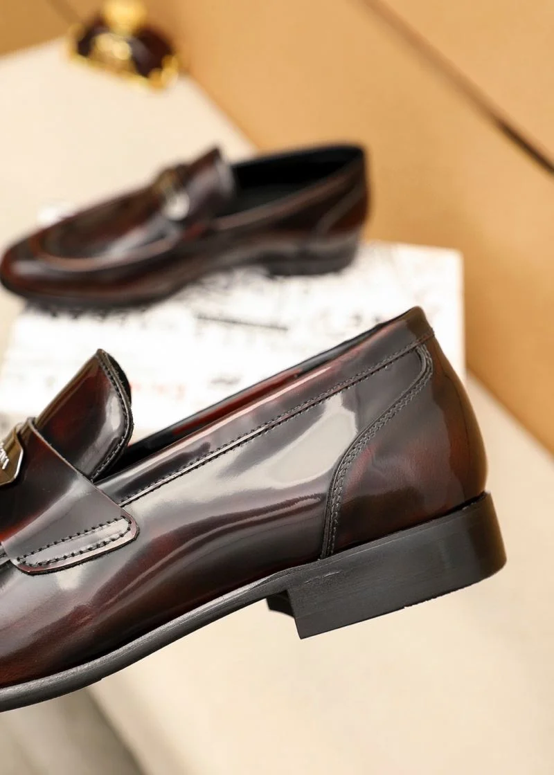 Gucci Business Shoes Compact 25878