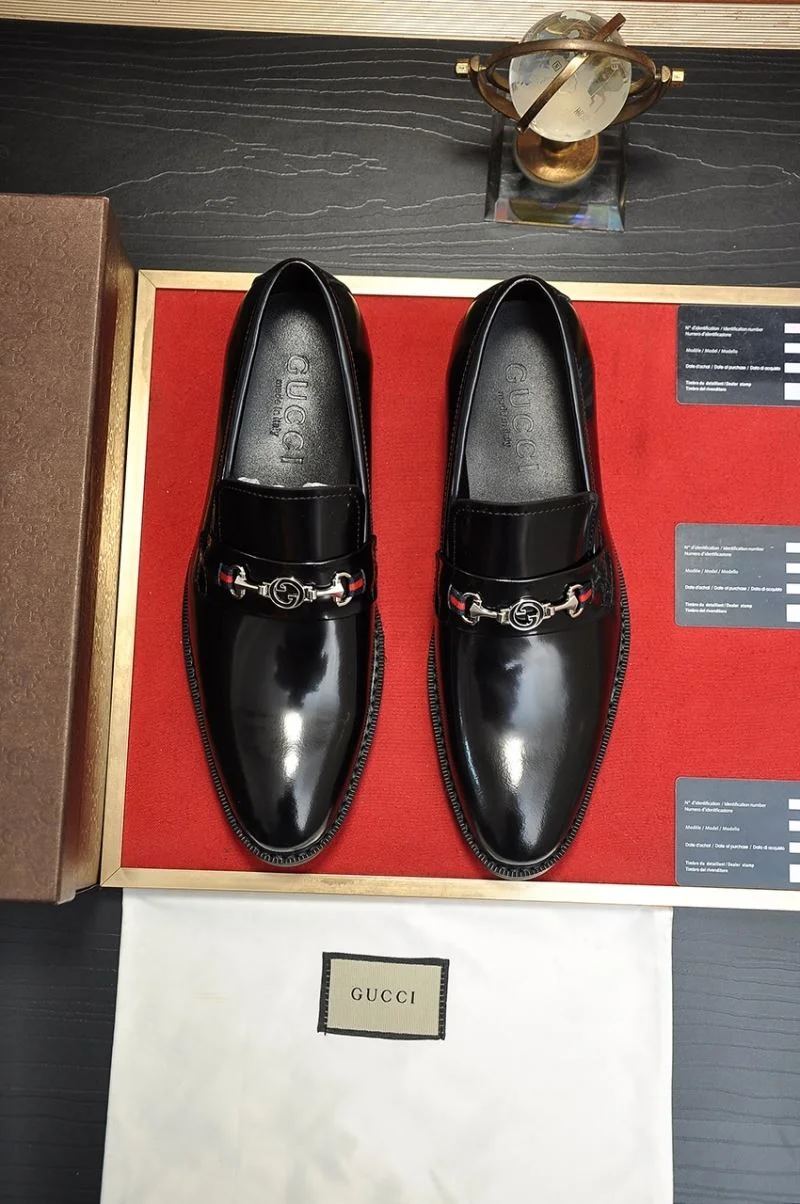 Compact Gucci Business Shoes 25863
