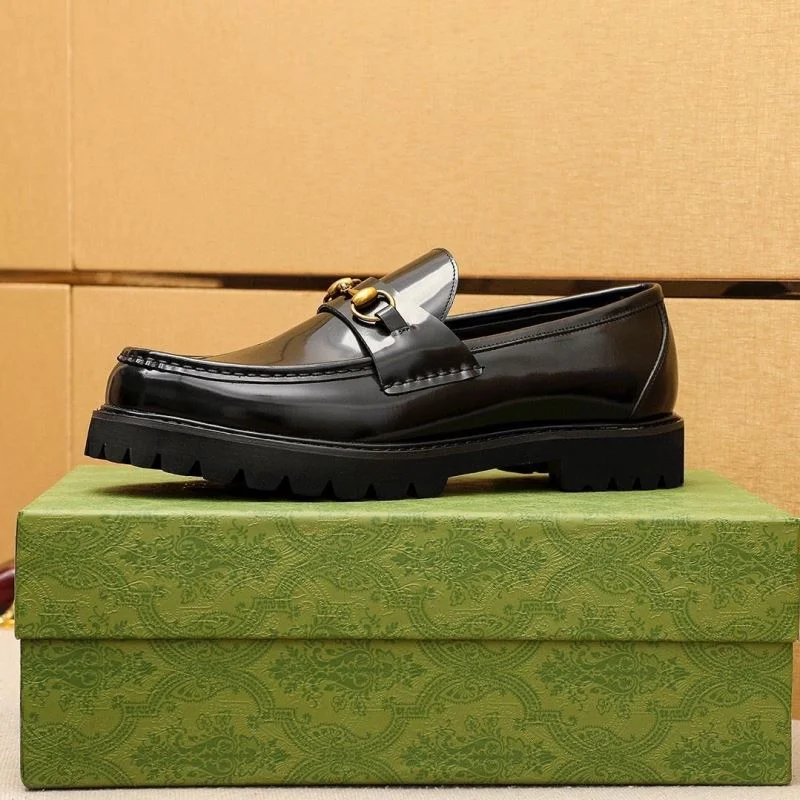 Gucci Business Shoes Sleek 25849