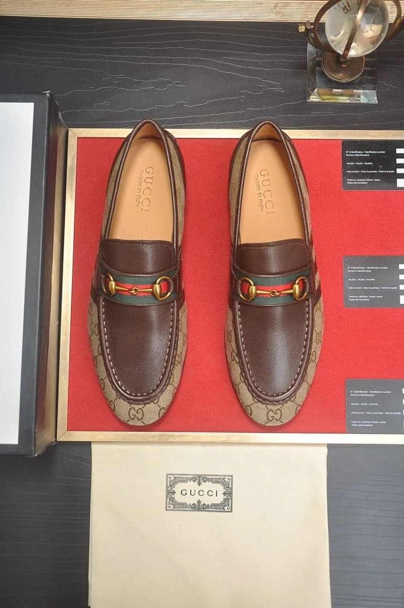 Gucci Business Shoes Versatile 25830
