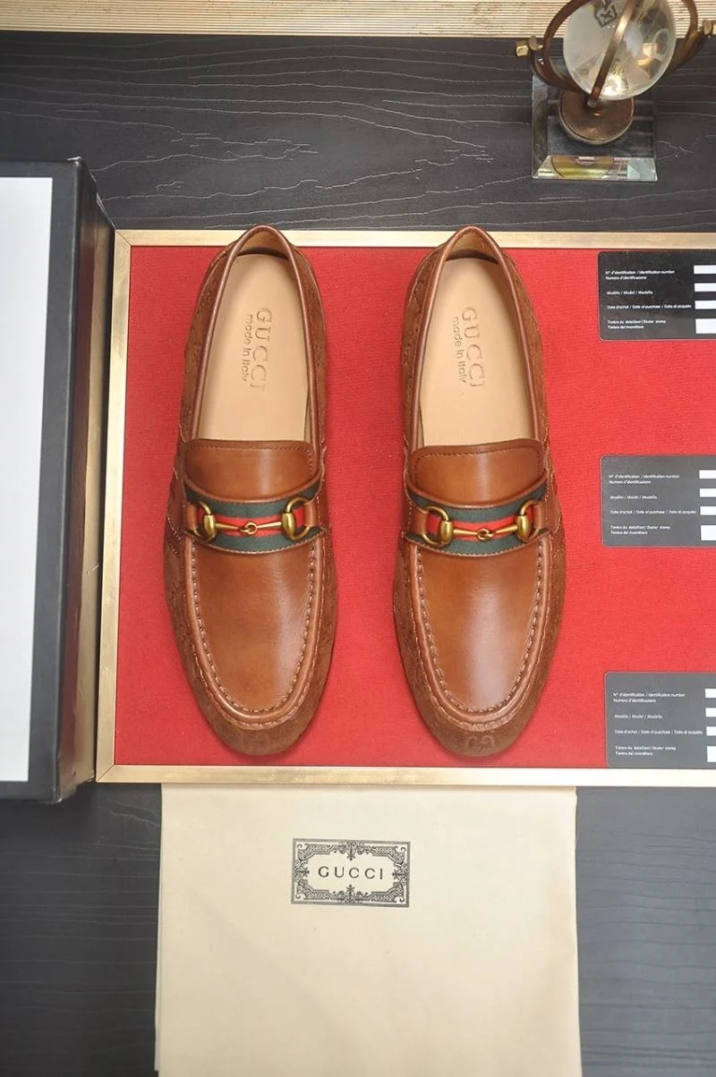 Sporty Gucci Business Shoes 25829