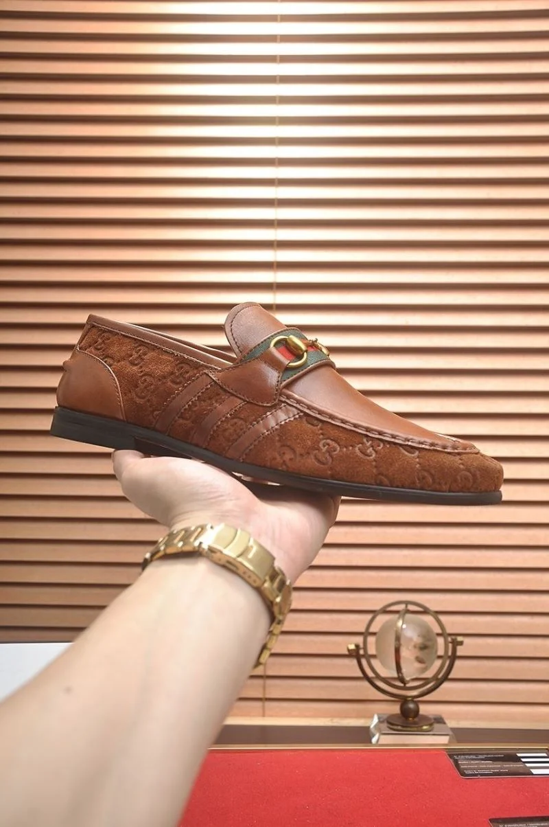Sporty Gucci Business Shoes 25829