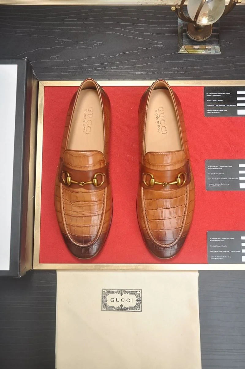 Gucci Business Shoes Premium 25854