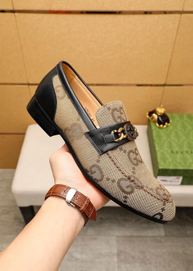 Versatile Gucci Business Shoes 25852