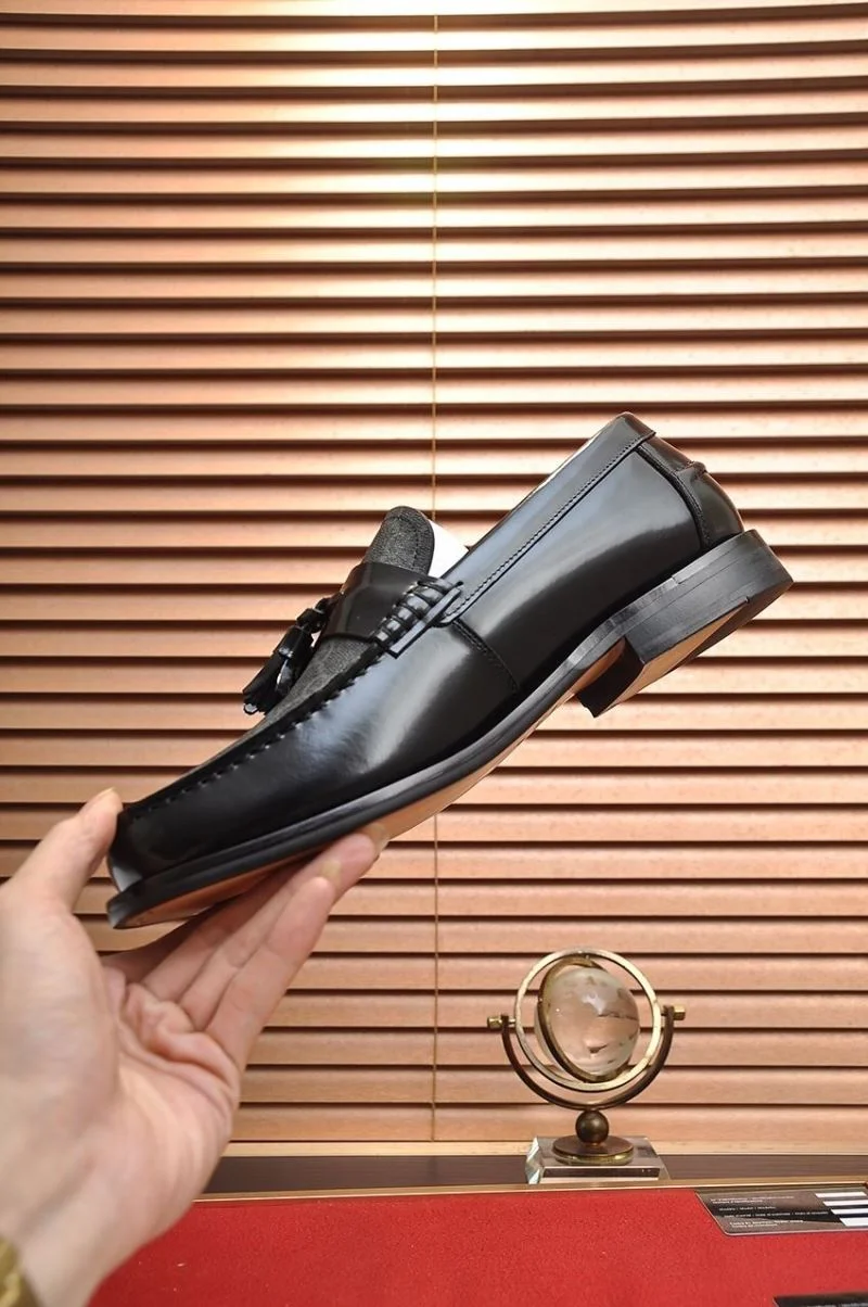 Gucci Business Shoes Seasonal 25811