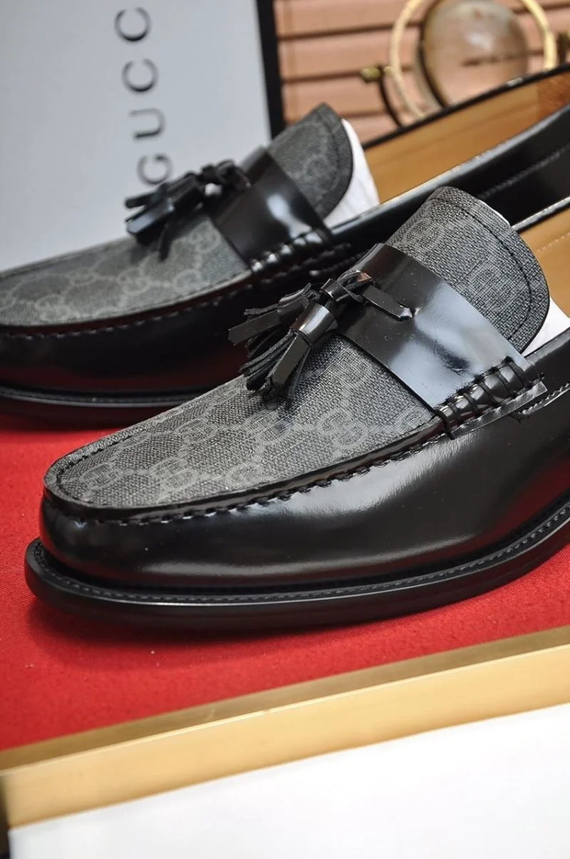 Gucci Business Shoes Seasonal 25811