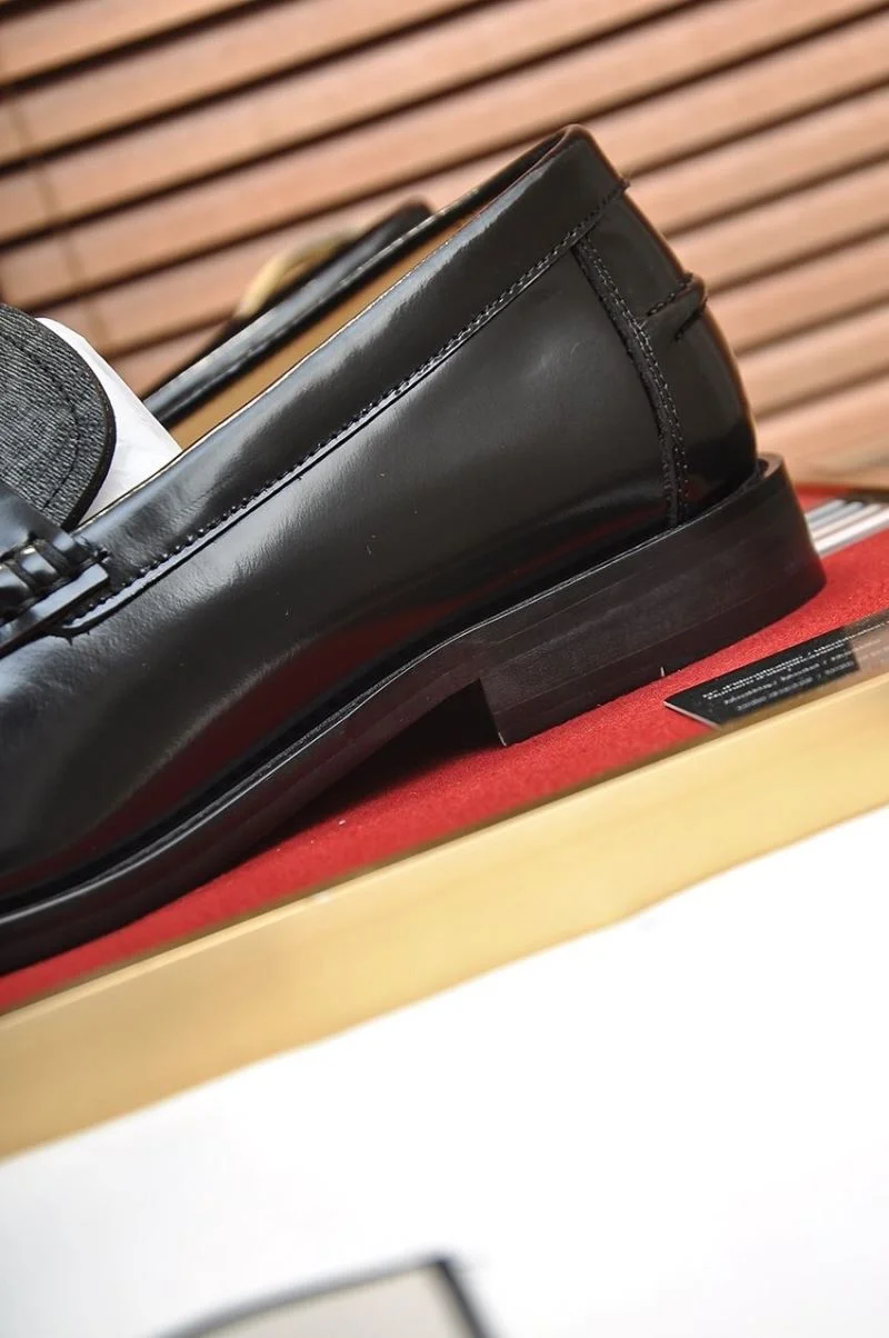 Gucci Business Shoes Seasonal 25811